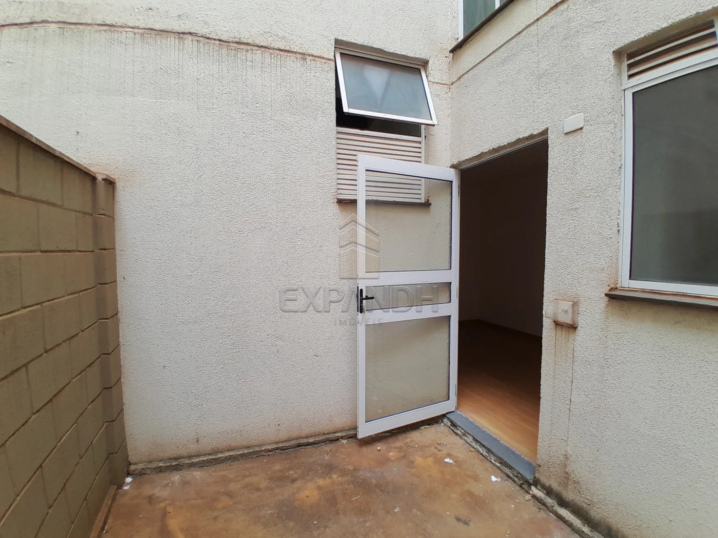 Alugar Apartamentos / Padr&atilde;o em Sert&atilde;ozinho R$ 750,00 - Foto 22