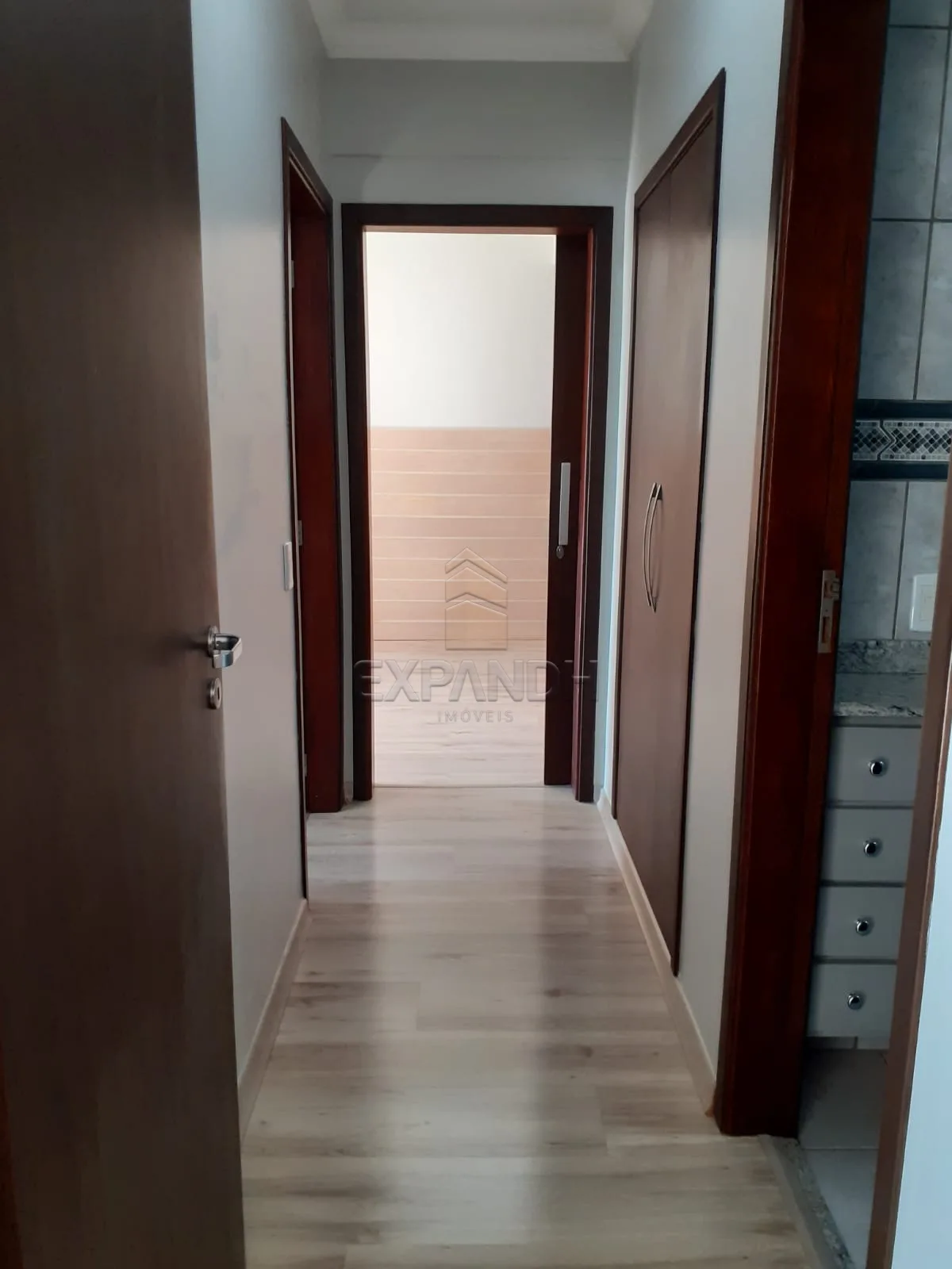 Comprar Apartamentos / Padr&atilde;o em Sert&atilde;ozinho R$ 500.000,00 - Foto 8