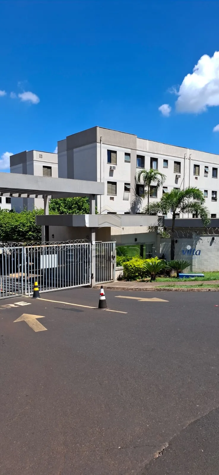 Comprar Apartamentos / Padr&atilde;o em Sert&atilde;ozinho R$ 183.000,00 - Foto 1