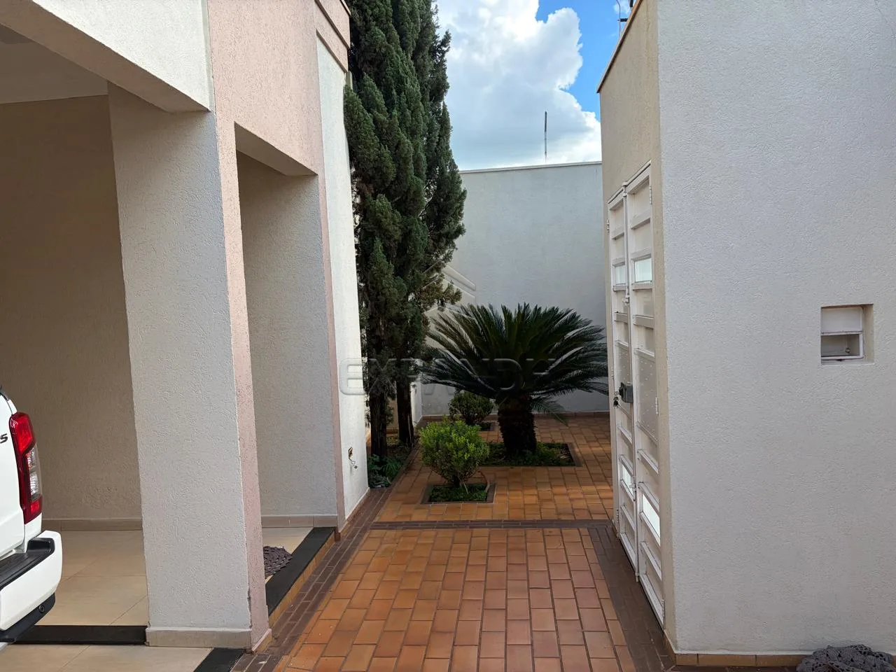 Comprar Casas / Padr&atilde;o em Sert&atilde;ozinho R$ 1.748.000,00 - Foto 2