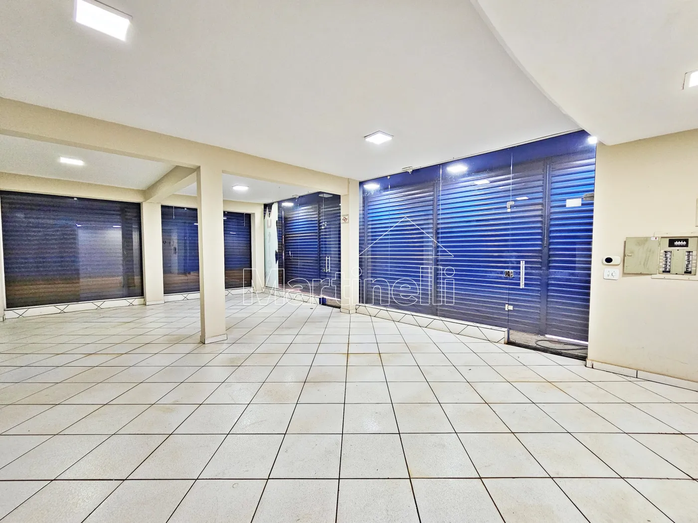 Alugar Comercial / Im&oacute;vel Comercial em Ribeir&atilde;o Preto R$ 16.800,00 - Foto 2