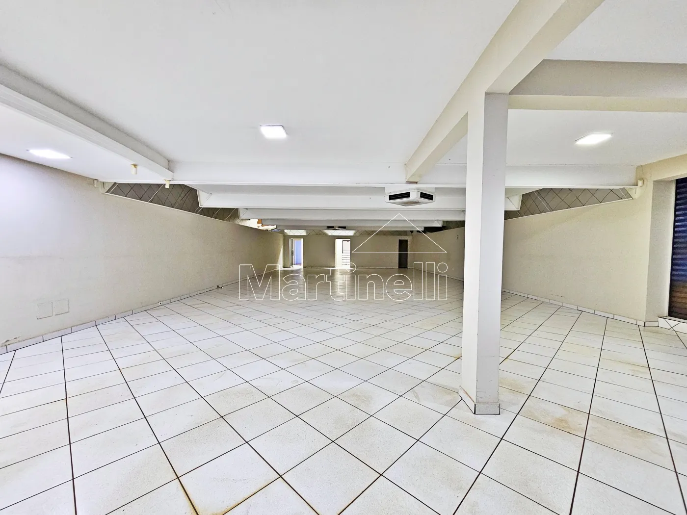 Alugar Comercial / Im&oacute;vel Comercial em Ribeir&atilde;o Preto R$ 16.800,00 - Foto 3