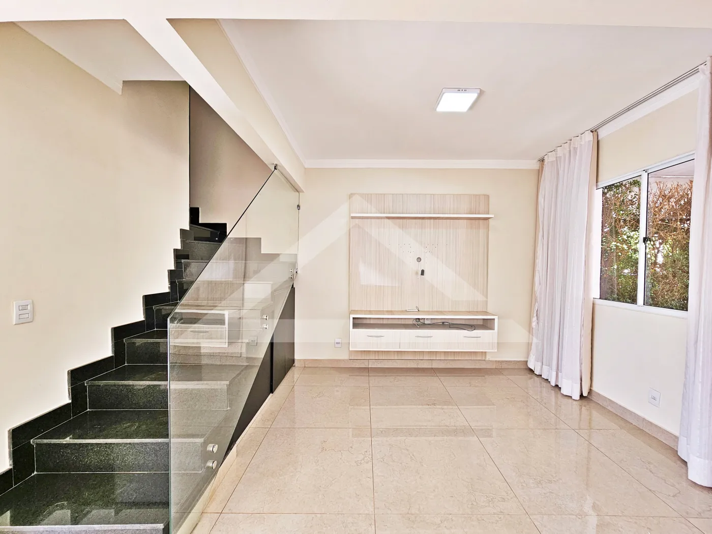 Alugar Casa / T&eacute;rrea Condom&iacute;nio em Ribeir&atilde;o Preto R$ 4.500,00 - Foto 5