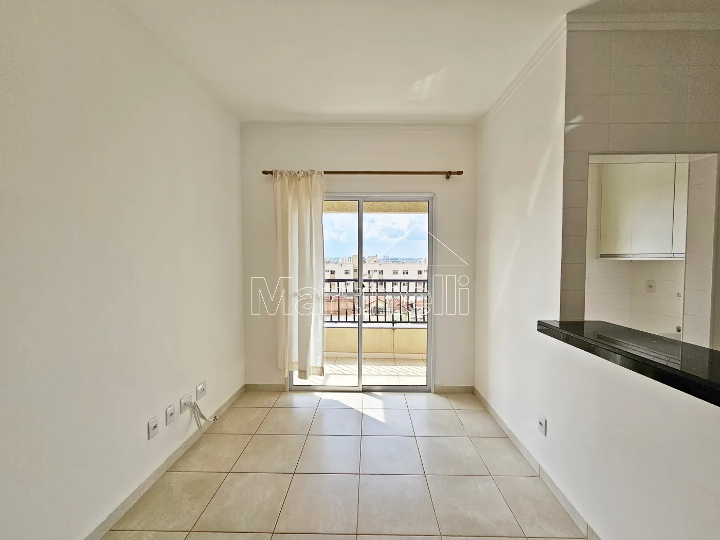 Alugar Apartamento / Padr&atilde;o em Ribeir&atilde;o Preto R$ 1.500,00 - Foto 2