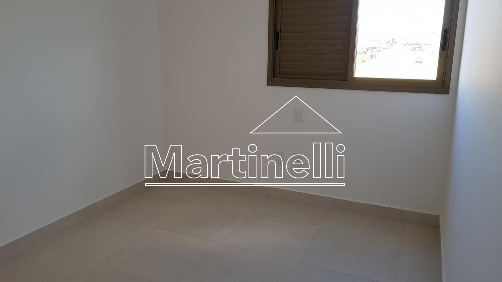 Alugar Apartamento / Padr&atilde;o em Ribeir&atilde;o Preto R$ 2.200,00 - Foto 15