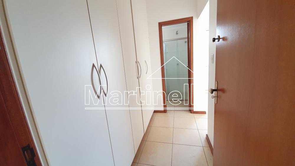 Alugar Apartamento / Padr&atilde;o em Ribeir&atilde;o Preto R$ 2.500,00 - Foto 8