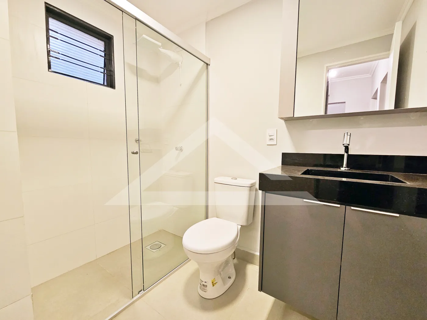 Alugar Apartamento / Padr&atilde;o em Ribeir&atilde;o Preto R$ 890,00 - Foto 8