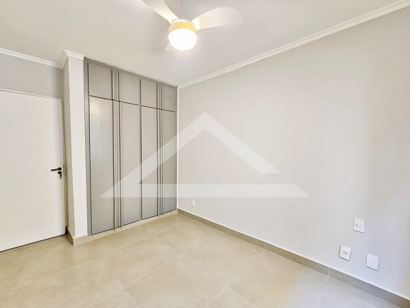 Alugar Apartamento / Padr&atilde;o em Ribeir&atilde;o Preto R$ 890,00 - Foto 11