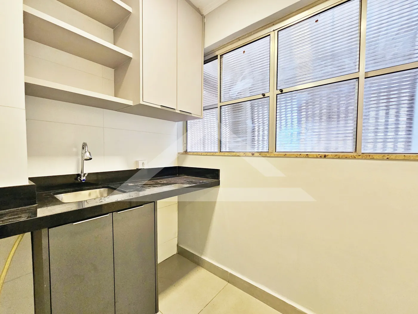 Alugar Apartamento / Padr&atilde;o em Ribeir&atilde;o Preto R$ 890,00 - Foto 6