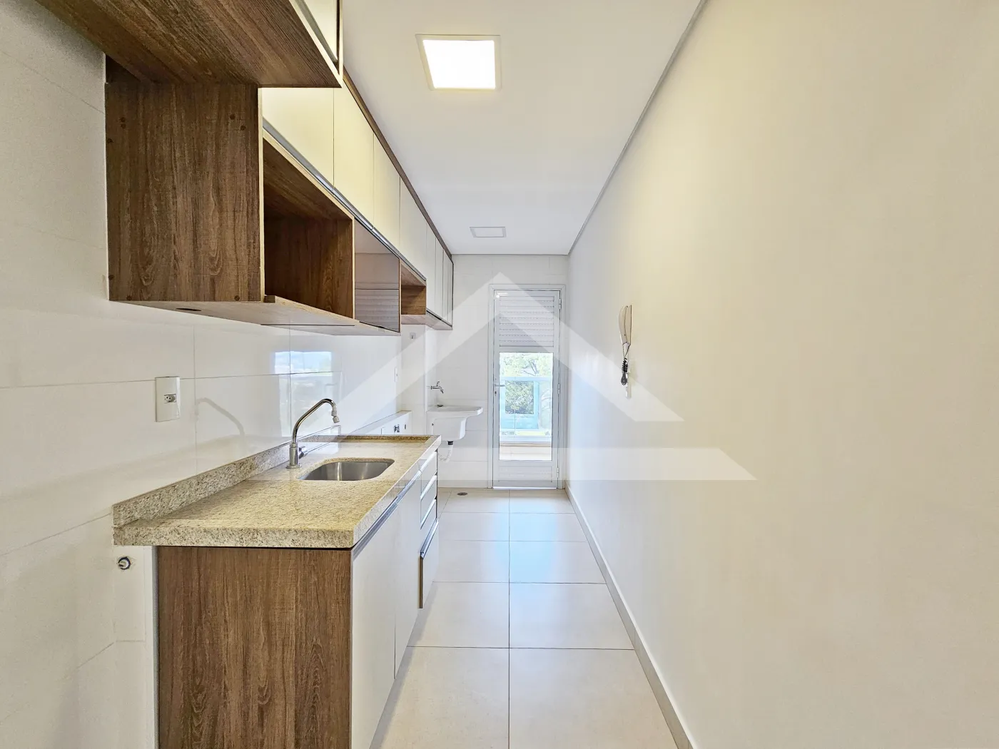 Alugar Apartamento / Padr&atilde;o em Ribeir&atilde;o Preto R$ 2.500,00 - Foto 7