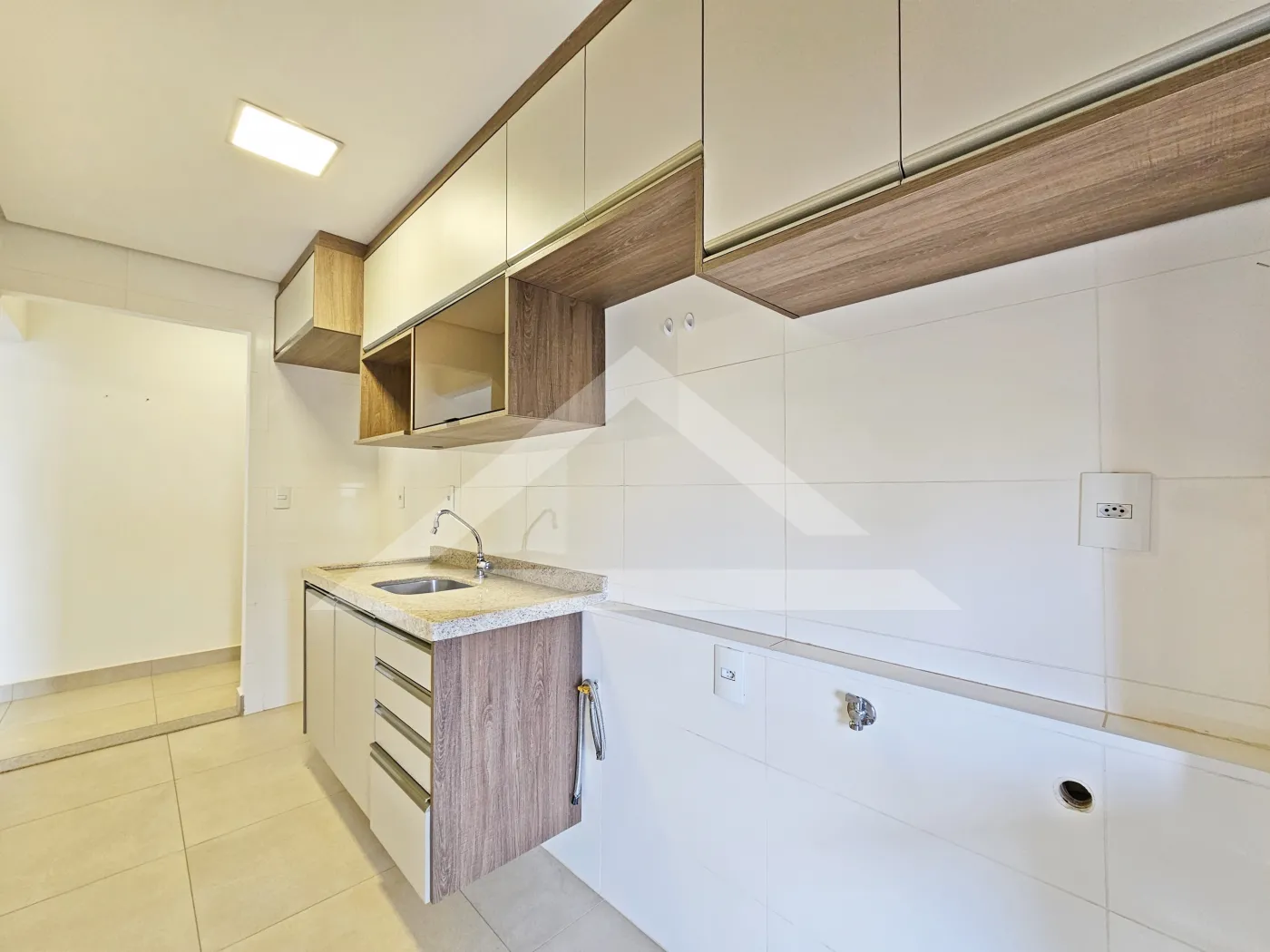 Alugar Apartamento / Padr&atilde;o em Ribeir&atilde;o Preto R$ 2.500,00 - Foto 8