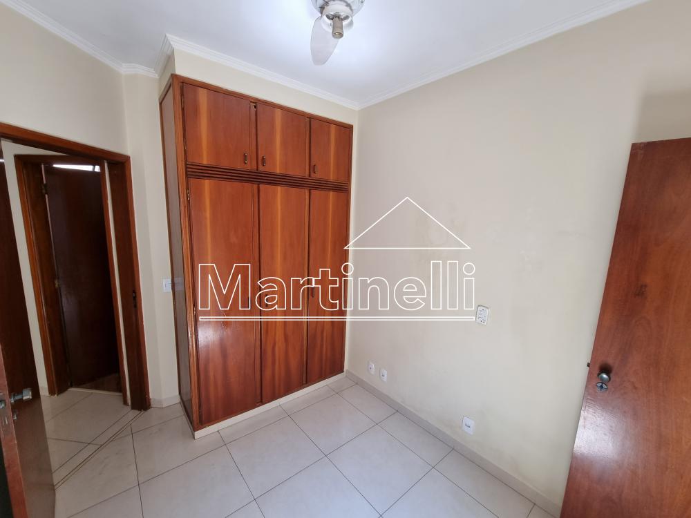 Alugar Apartamento / Padr&atilde;o em Ribeir&atilde;o Preto R$ 1.600,00 - Foto 13