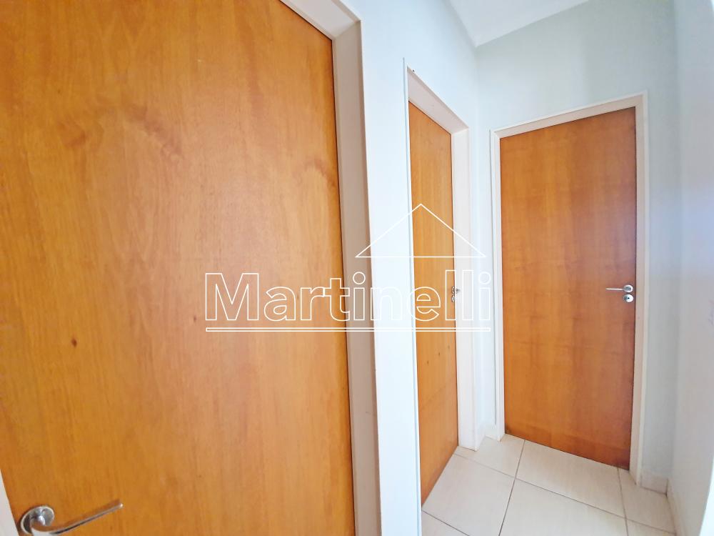 Alugar Apartamento / Padr&atilde;o em Ribeir&atilde;o Preto R$ 950,00 - Foto 10