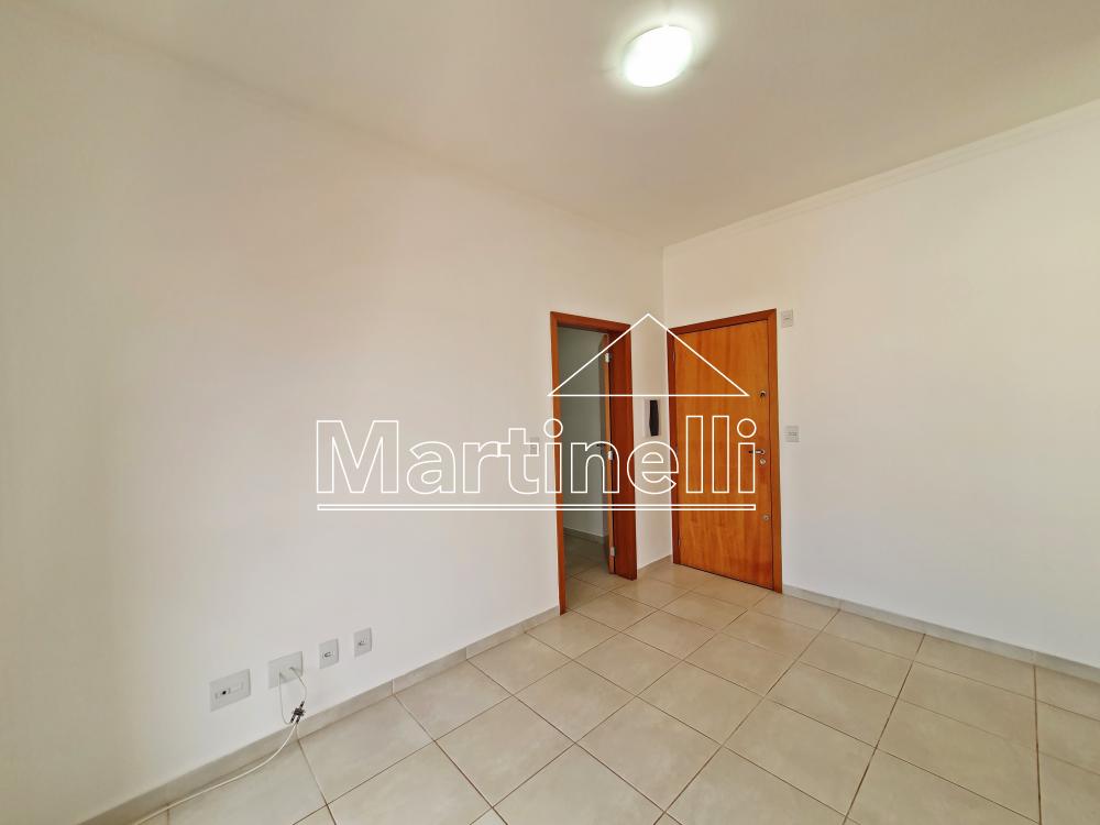 Alugar Apartamento / Padr&atilde;o em Ribeir&atilde;o Preto R$ 1.300,00 - Foto 3