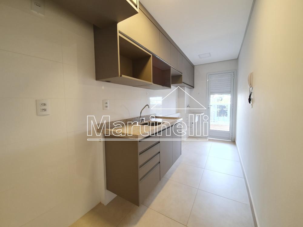 Alugar Apartamento / Padr&atilde;o em Ribeir&atilde;o Preto R$ 1.700,00 - Foto 3