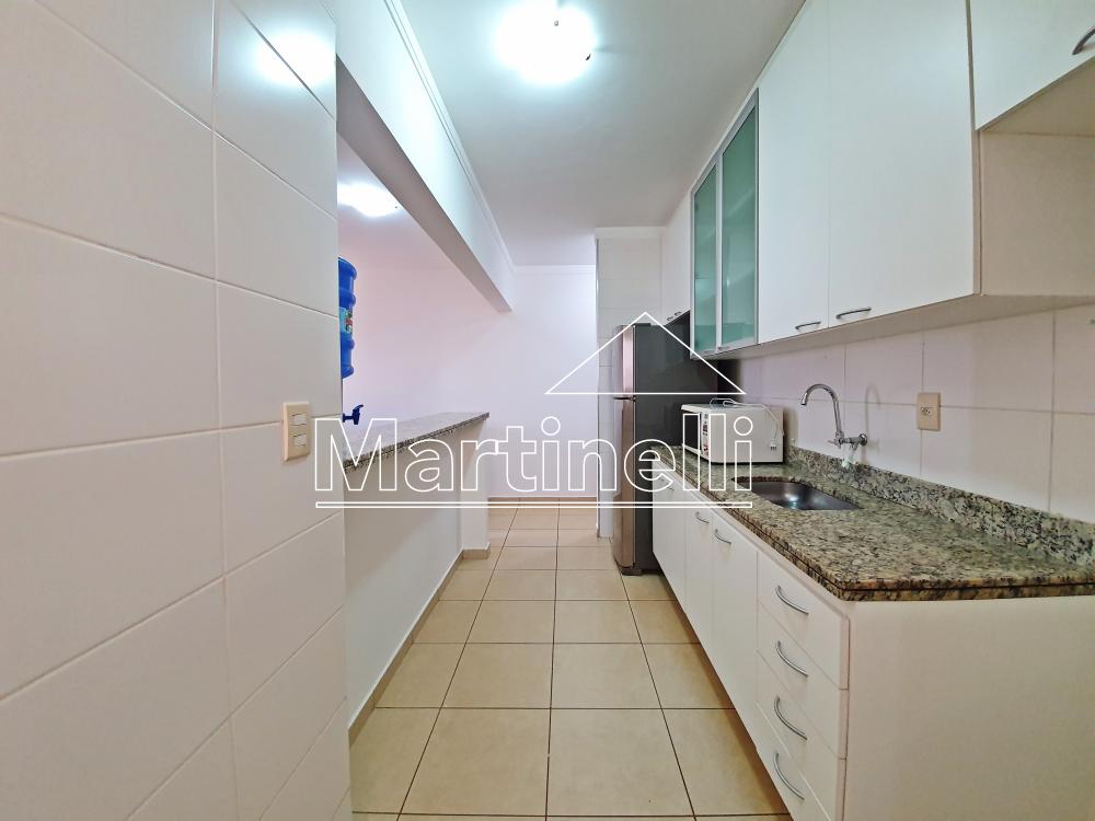 Alugar Apartamento / Padr&atilde;o em Ribeir&atilde;o Preto R$ 1.200,00 - Foto 3