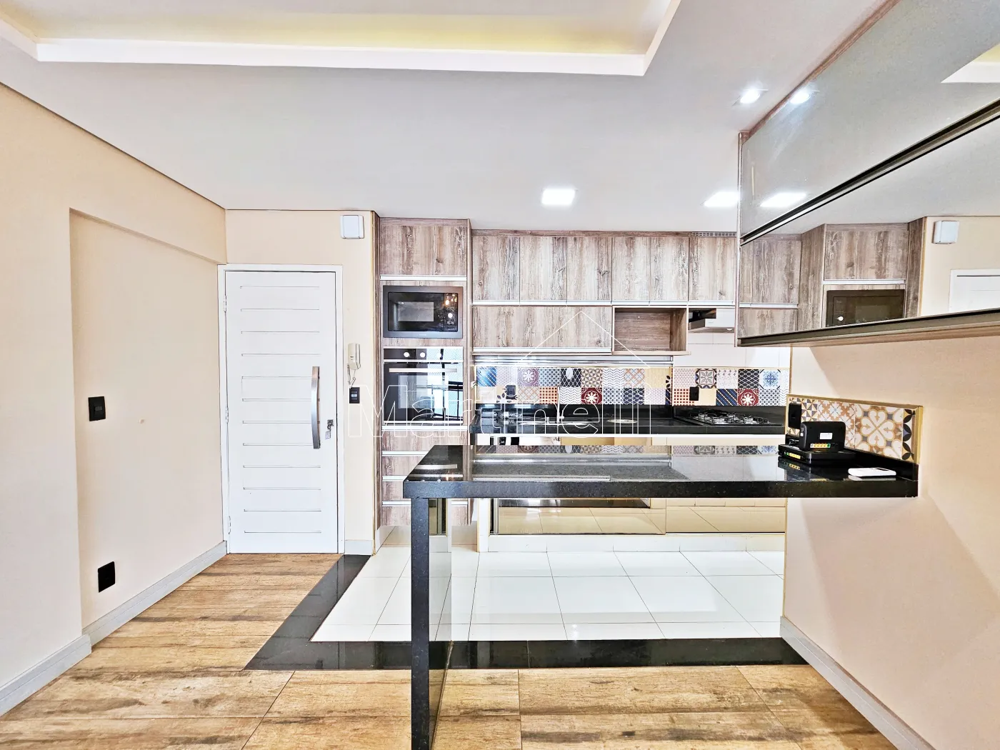 Alugar Apartamento / Padr&atilde;o em Ribeir&atilde;o Preto R$ 1.750,00 - Foto 4