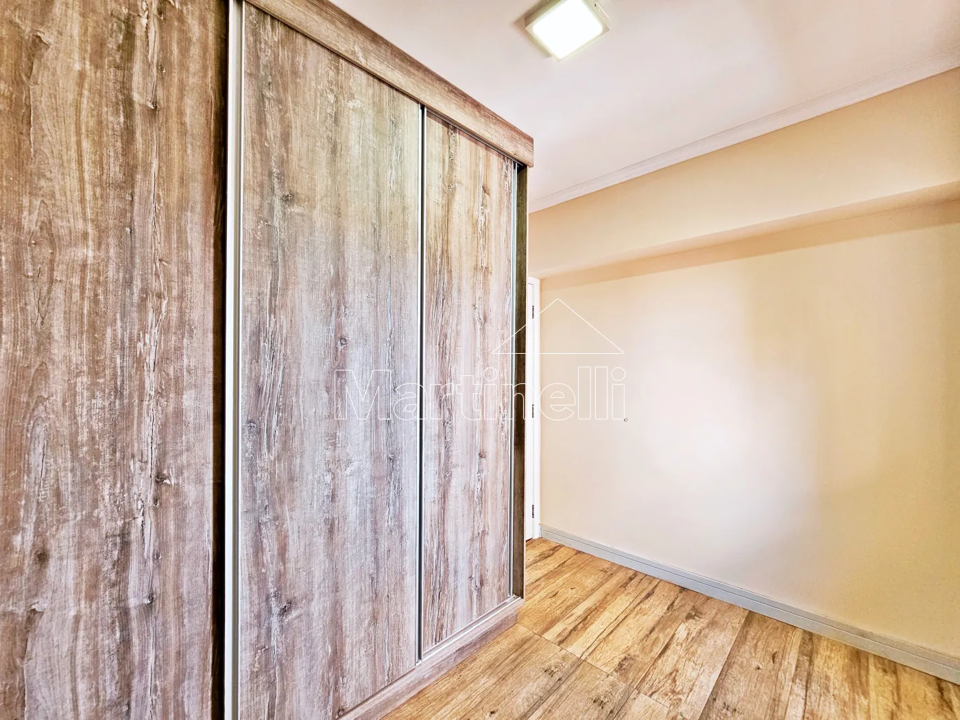 Alugar Apartamento / Padr&atilde;o em Ribeir&atilde;o Preto R$ 1.750,00 - Foto 12