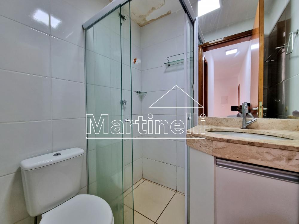 Alugar Apartamento / Padr&atilde;o em Ribeir&atilde;o Preto R$ 1.000,00 - Foto 13