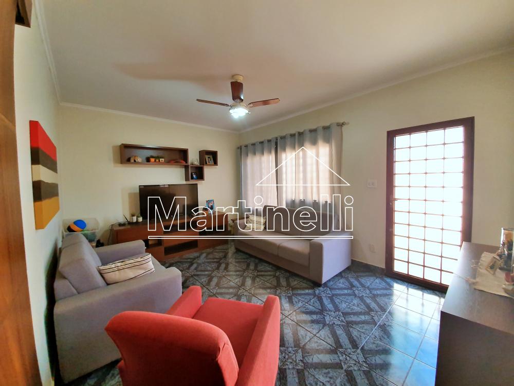 Comprar Casa / Sobrado Padr&atilde;o em Ribeir&atilde;o Preto R$ 760.000,00 - Foto 1