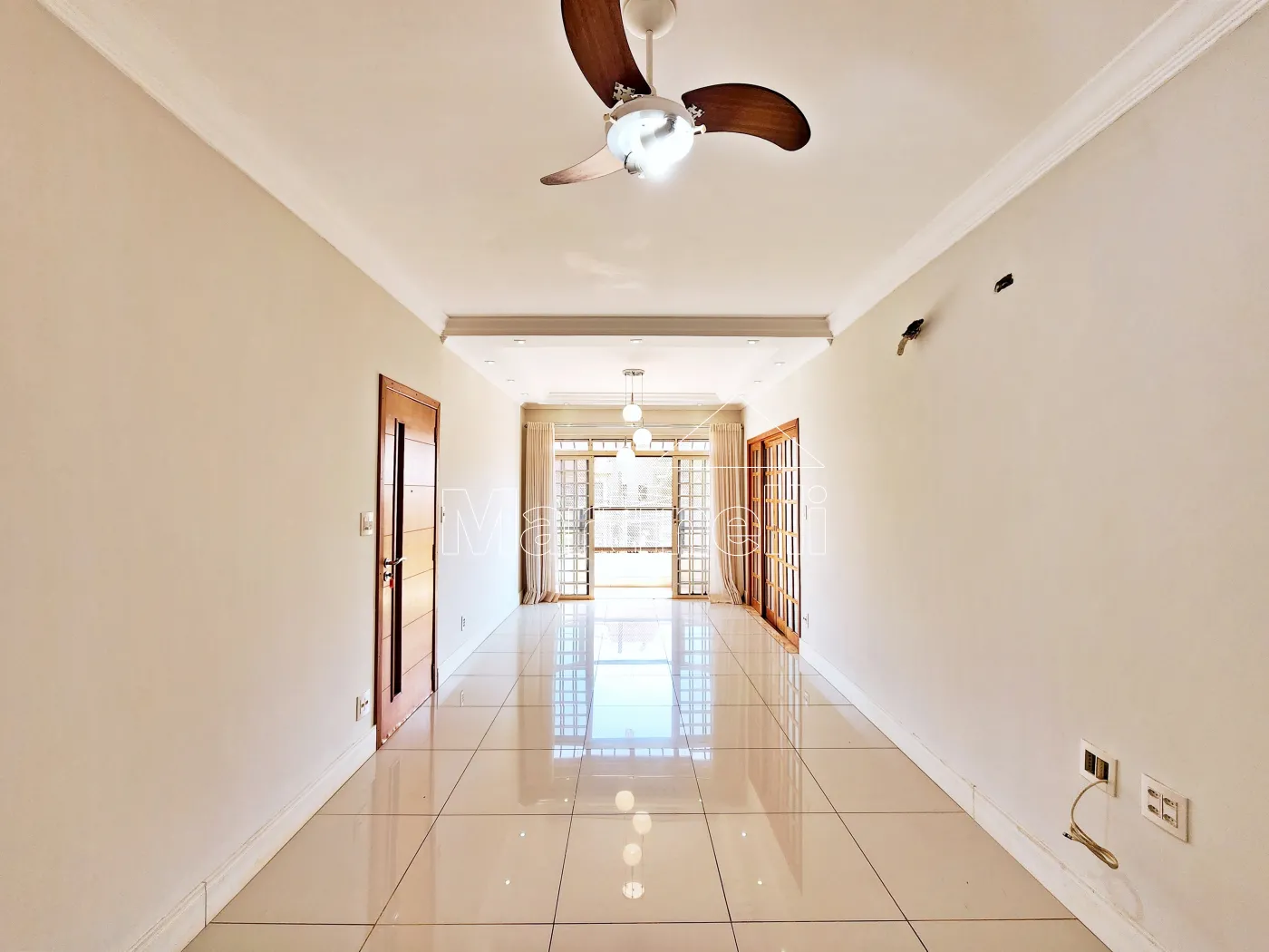 Alugar Apartamento / Padr&atilde;o em Ribeir&atilde;o Preto R$ 1.500,00 - Foto 1