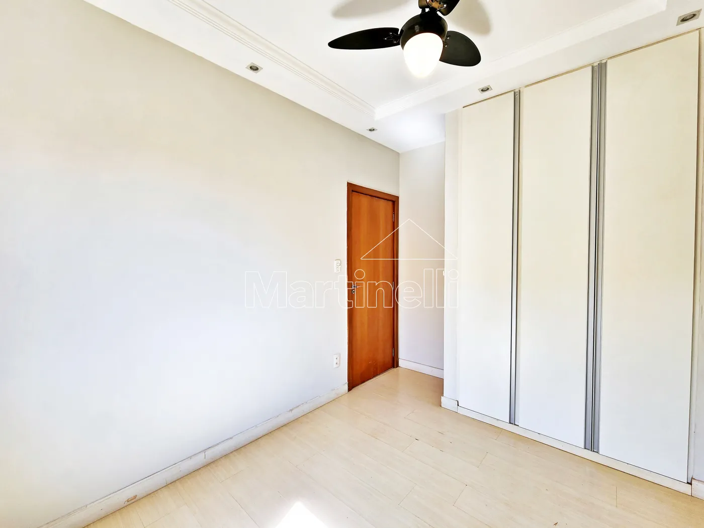 Alugar Apartamento / Padr&atilde;o em Ribeir&atilde;o Preto R$ 1.500,00 - Foto 15