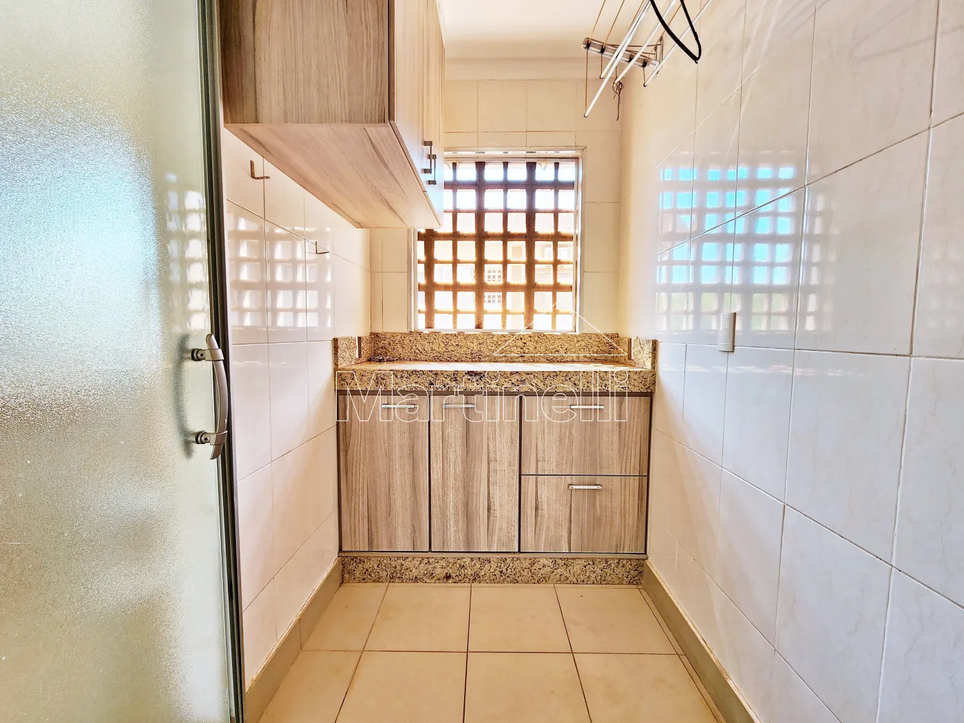 Alugar Apartamento / Padr&atilde;o em Ribeir&atilde;o Preto R$ 1.500,00 - Foto 11