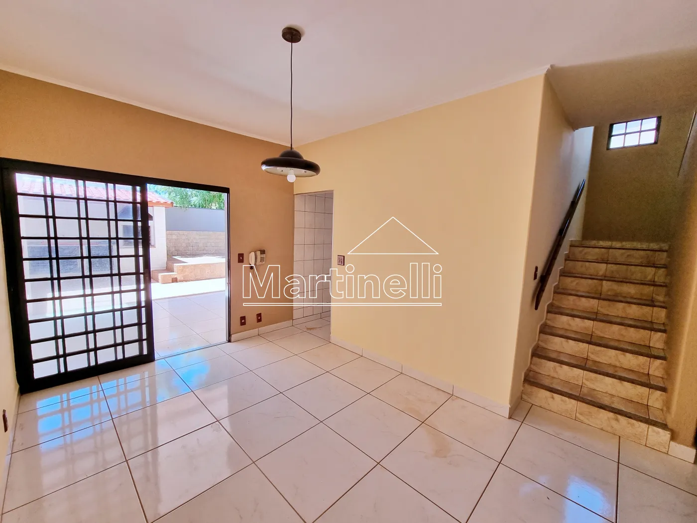 Comprar Casa / Sobrado Padr&atilde;o em Ribeir&atilde;o Preto R$ 600.000,00 - Foto 4