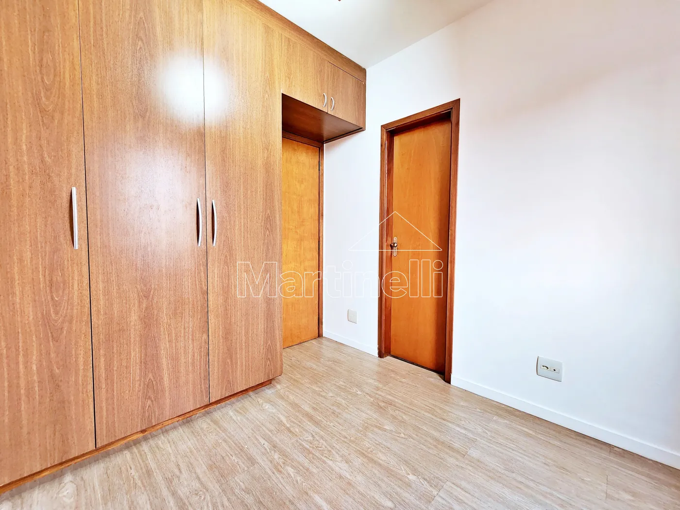 Alugar Apartamento / Padr&atilde;o em Ribeir&atilde;o Preto R$ 2.500,00 - Foto 11