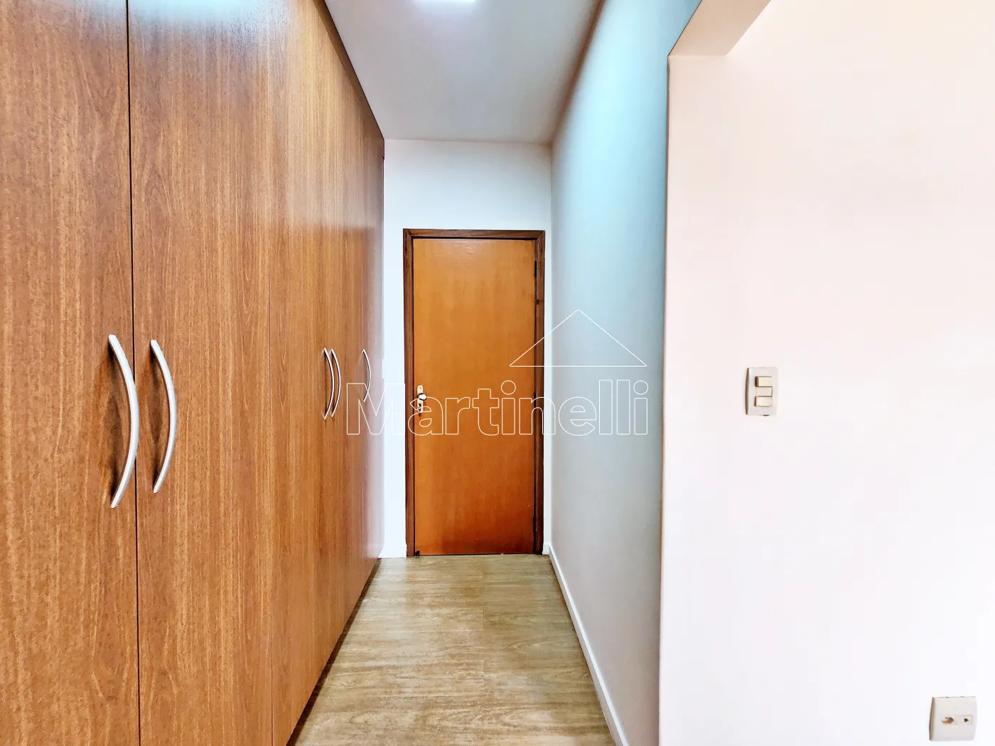 Alugar Apartamento / Padr&atilde;o em Ribeir&atilde;o Preto R$ 2.500,00 - Foto 18