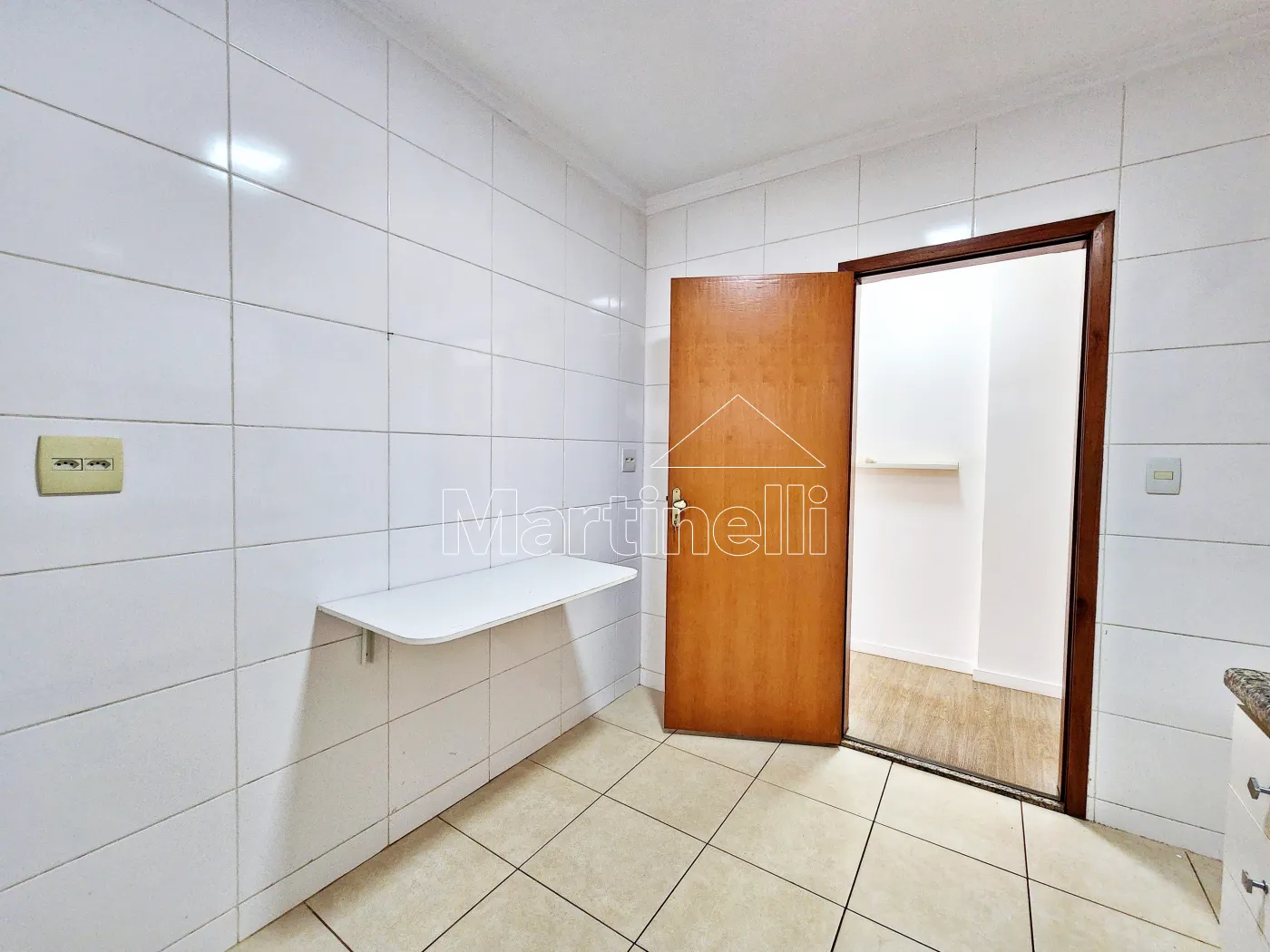 Alugar Apartamento / Padr&atilde;o em Ribeir&atilde;o Preto R$ 2.500,00 - Foto 9