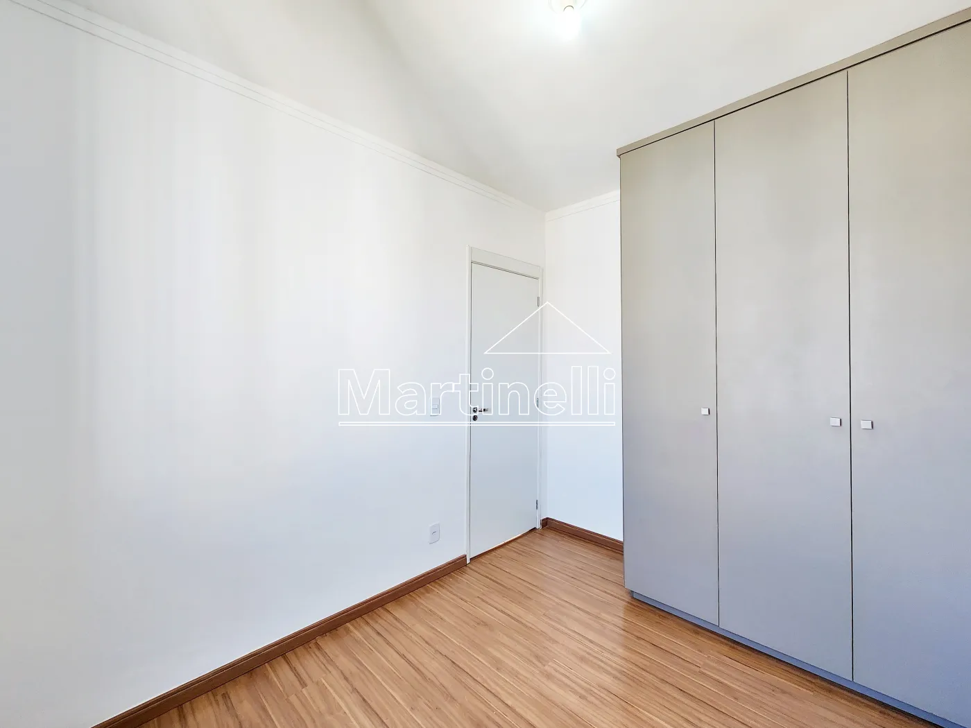 Alugar Apartamento / Padr&atilde;o em Ribeir&atilde;o Preto R$ 1.100,00 - Foto 10