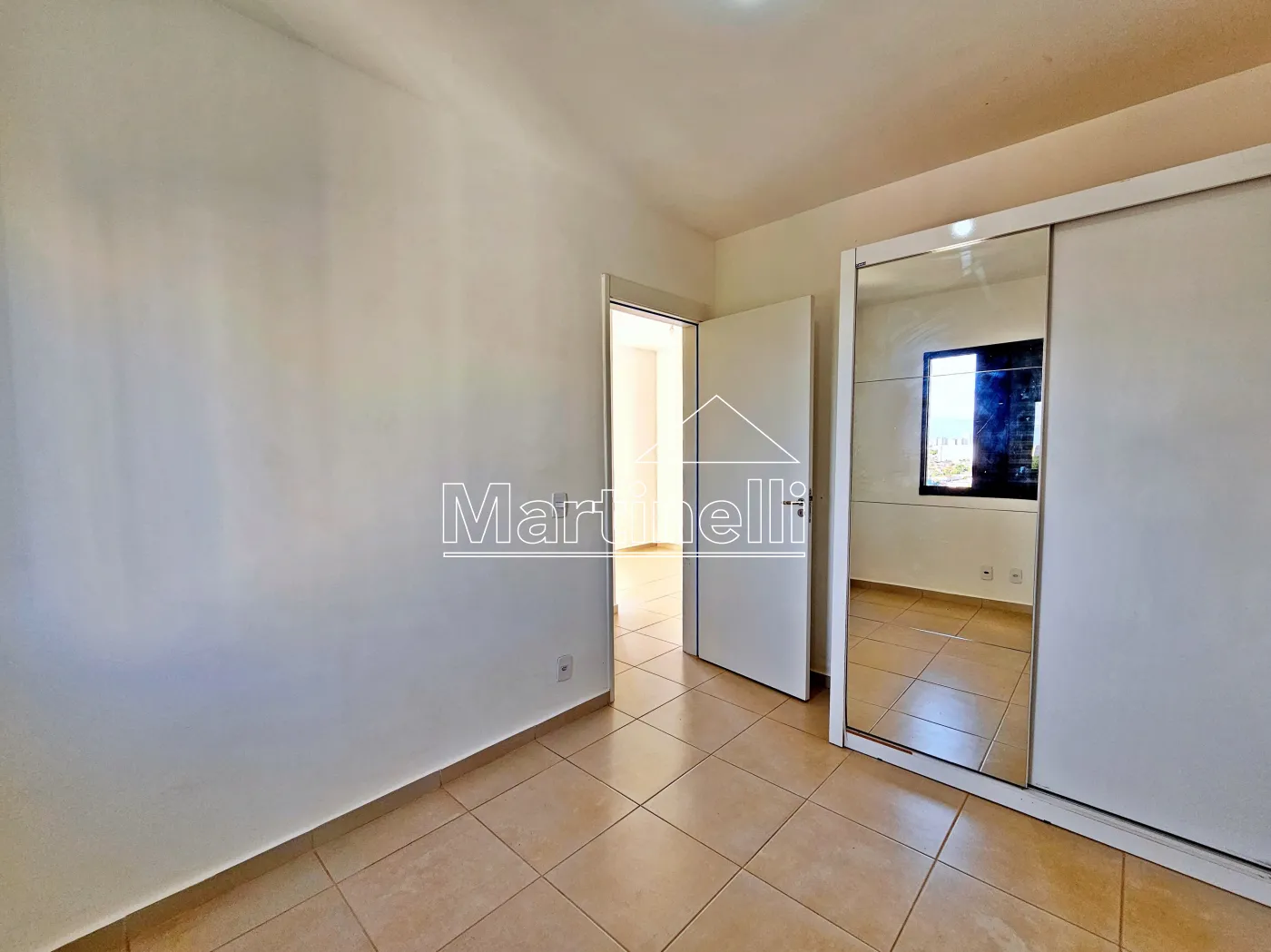 Alugar Apartamento / Padr&atilde;o em Ribeir&atilde;o Preto R$ 1.350,00 - Foto 11