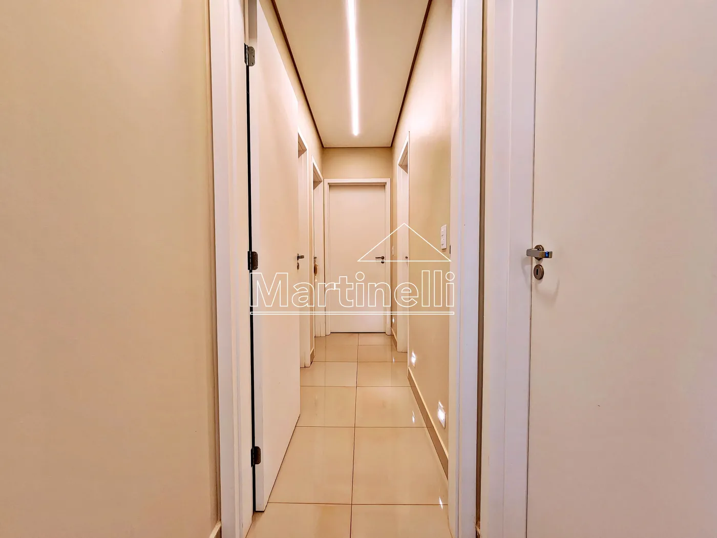 Comprar Apartamento / Padr&atilde;o em Ribeir&atilde;o Preto R$ 700.000,00 - Foto 8