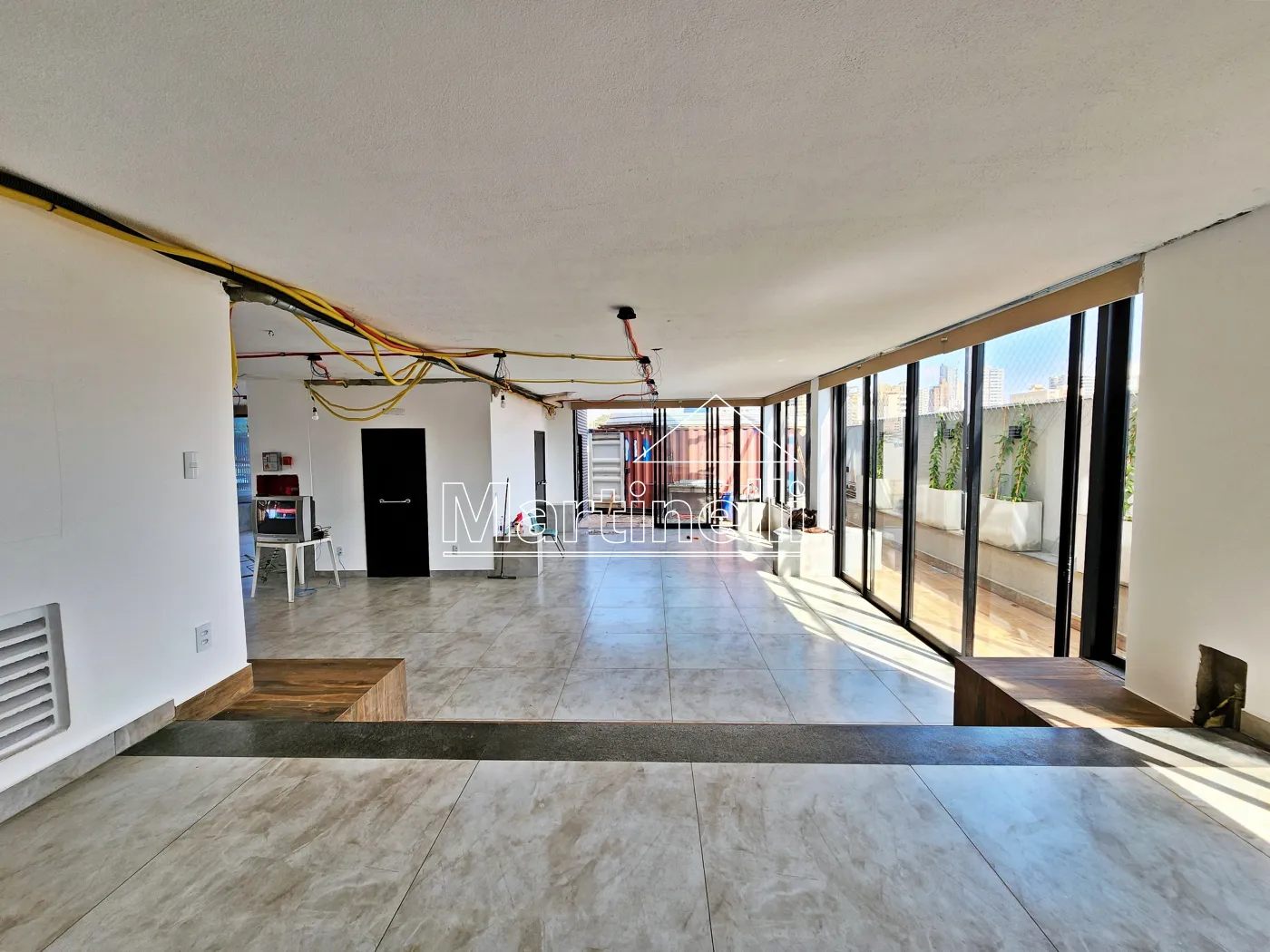 Alugar Comercial / Im&oacute;vel Comercial em Ribeir&atilde;o Preto R$ 24.000,00 - Foto 4