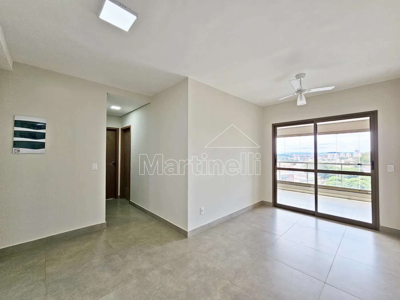Alugar Apartamento / Padr&atilde;o em Ribeir&atilde;o Preto R$ 3.000,00 - Foto 1