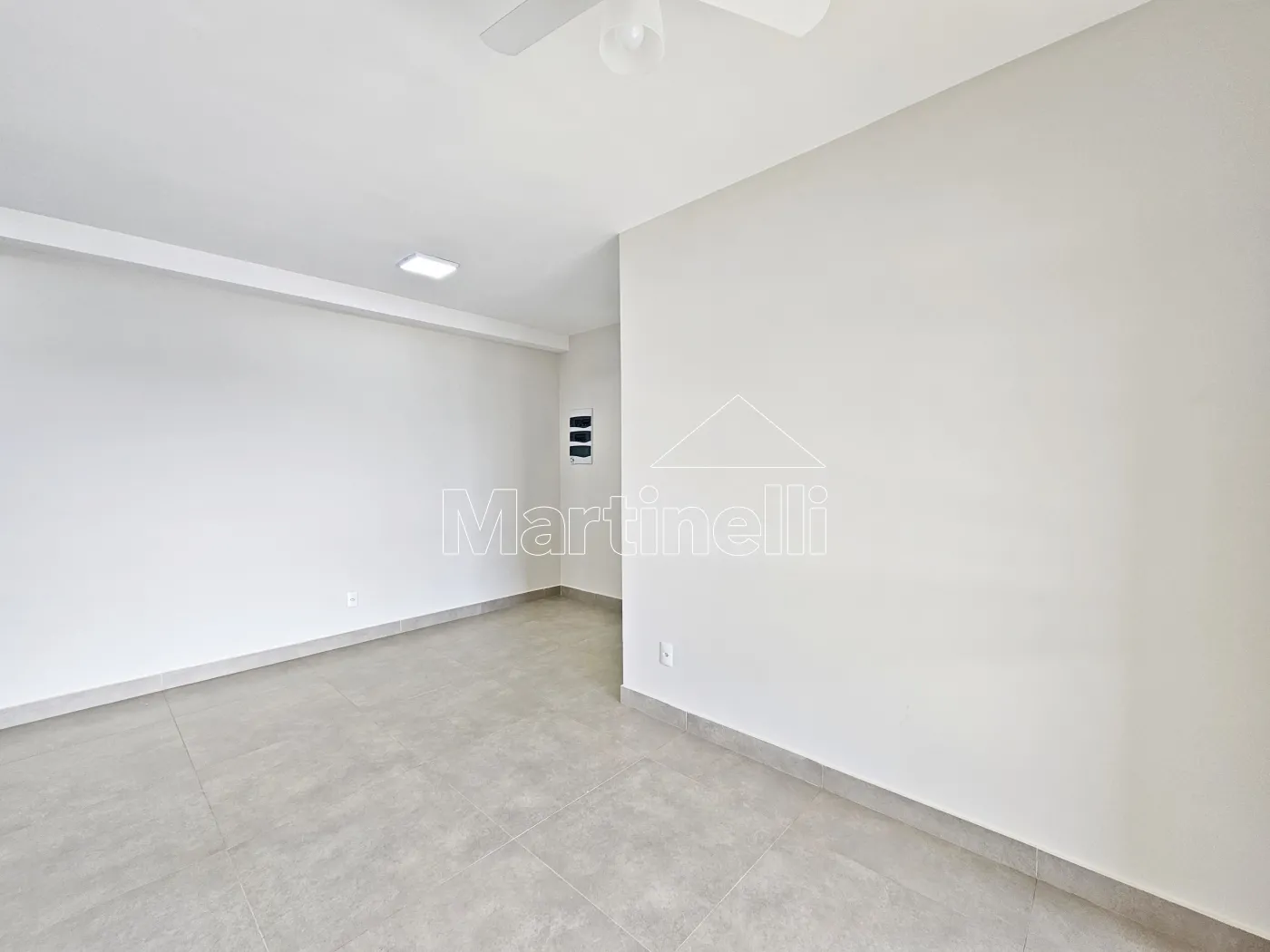 Alugar Apartamento / Padr&atilde;o em Ribeir&atilde;o Preto R$ 3.000,00 - Foto 3