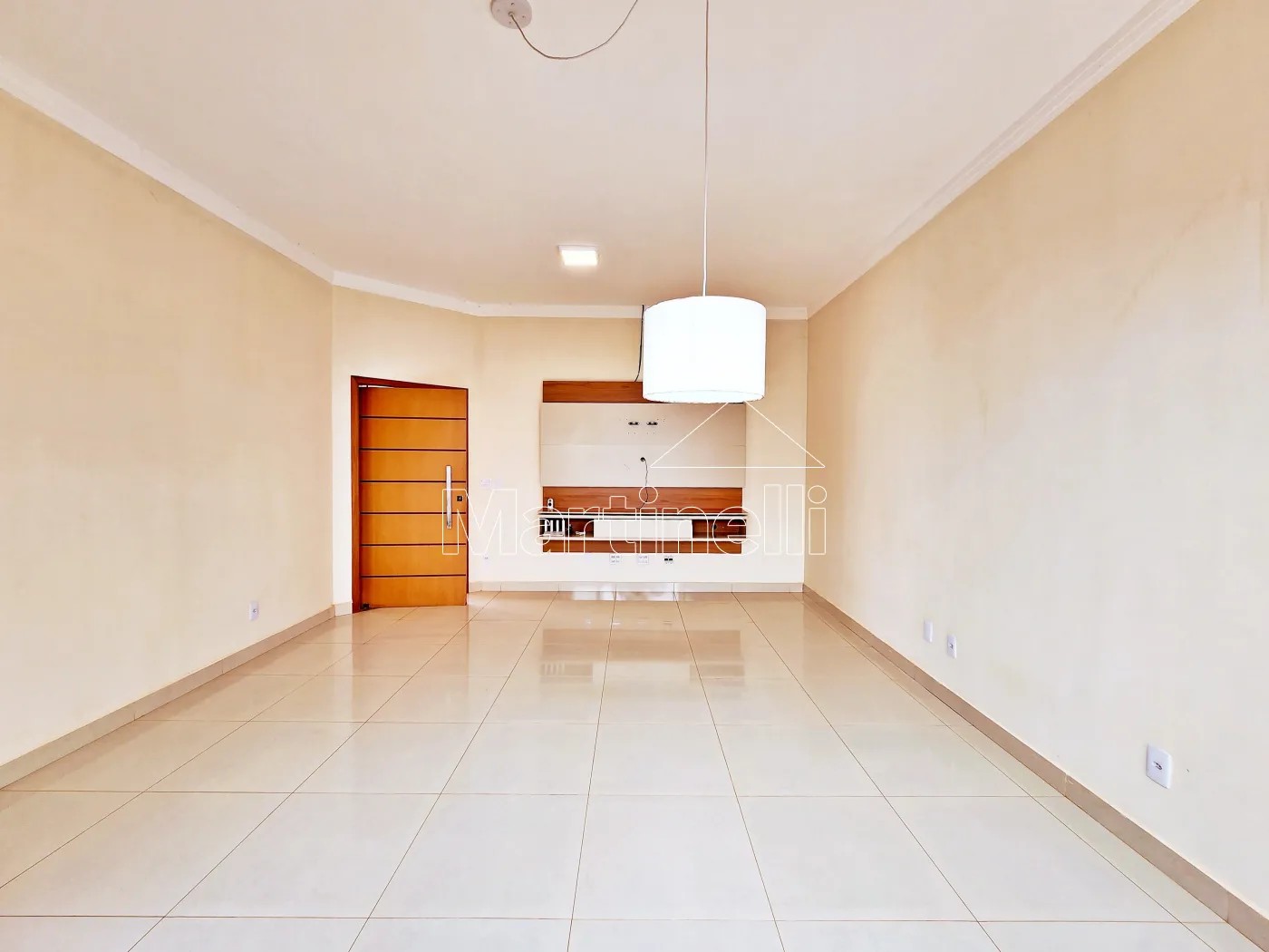 Alugar Casa / T&eacute;rrea Padr&atilde;o em Ribeir&atilde;o Preto R$ 2.800,00 - Foto 2