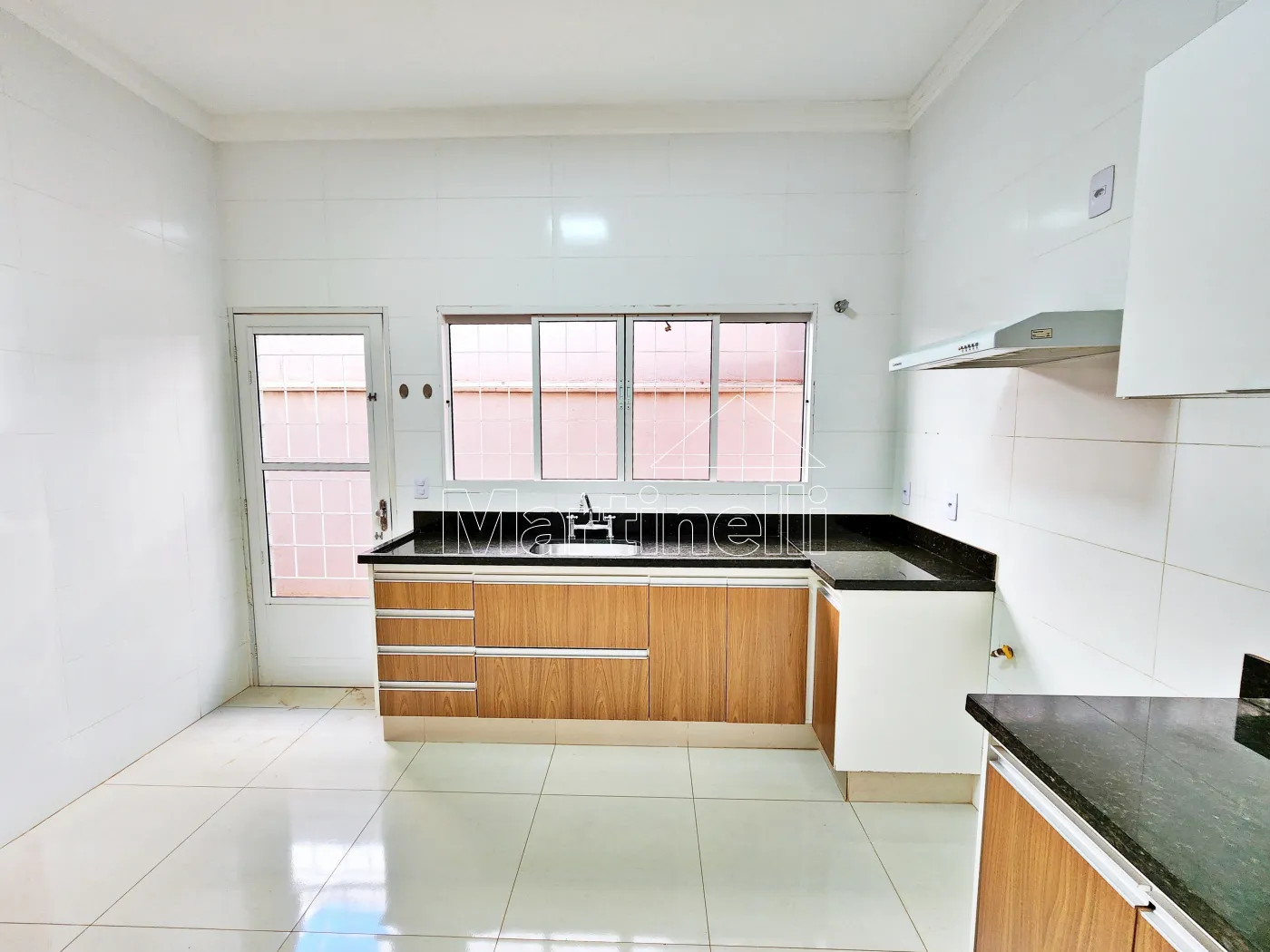 Alugar Casa / T&eacute;rrea Padr&atilde;o em Ribeir&atilde;o Preto R$ 2.800,00 - Foto 4