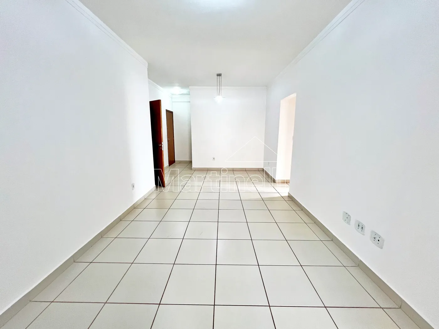 Alugar Apartamento / Padr&atilde;o em Ribeir&atilde;o Preto R$ 3.200,00 - Foto 2
