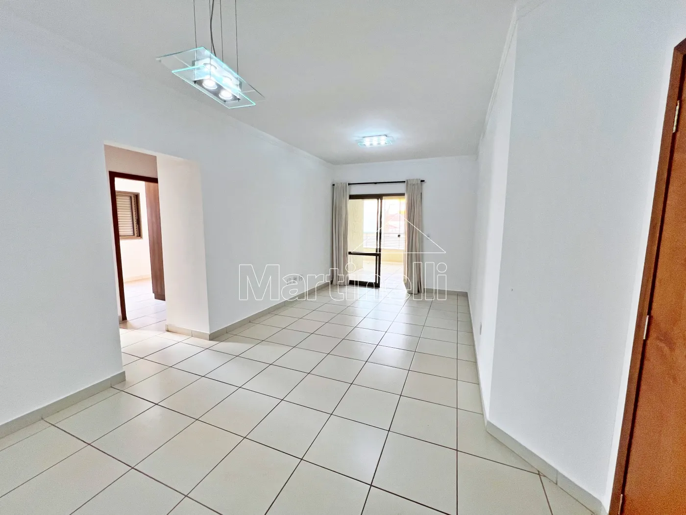 Alugar Apartamento / Padr&atilde;o em Ribeir&atilde;o Preto R$ 3.200,00 - Foto 1