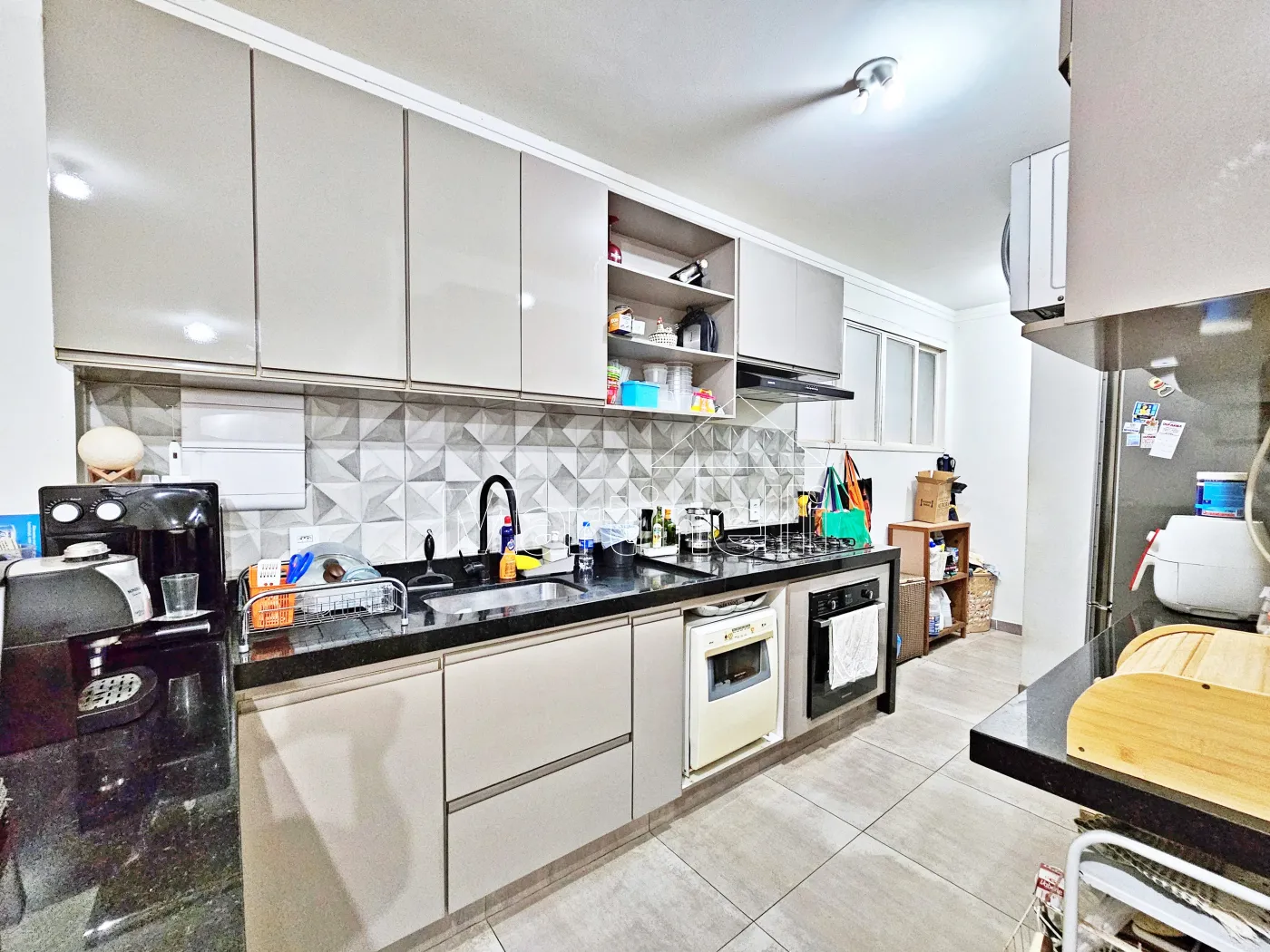 Alugar Apartamento / Padr&atilde;o em Ribeir&atilde;o Preto R$ 2.300,00 - Foto 5