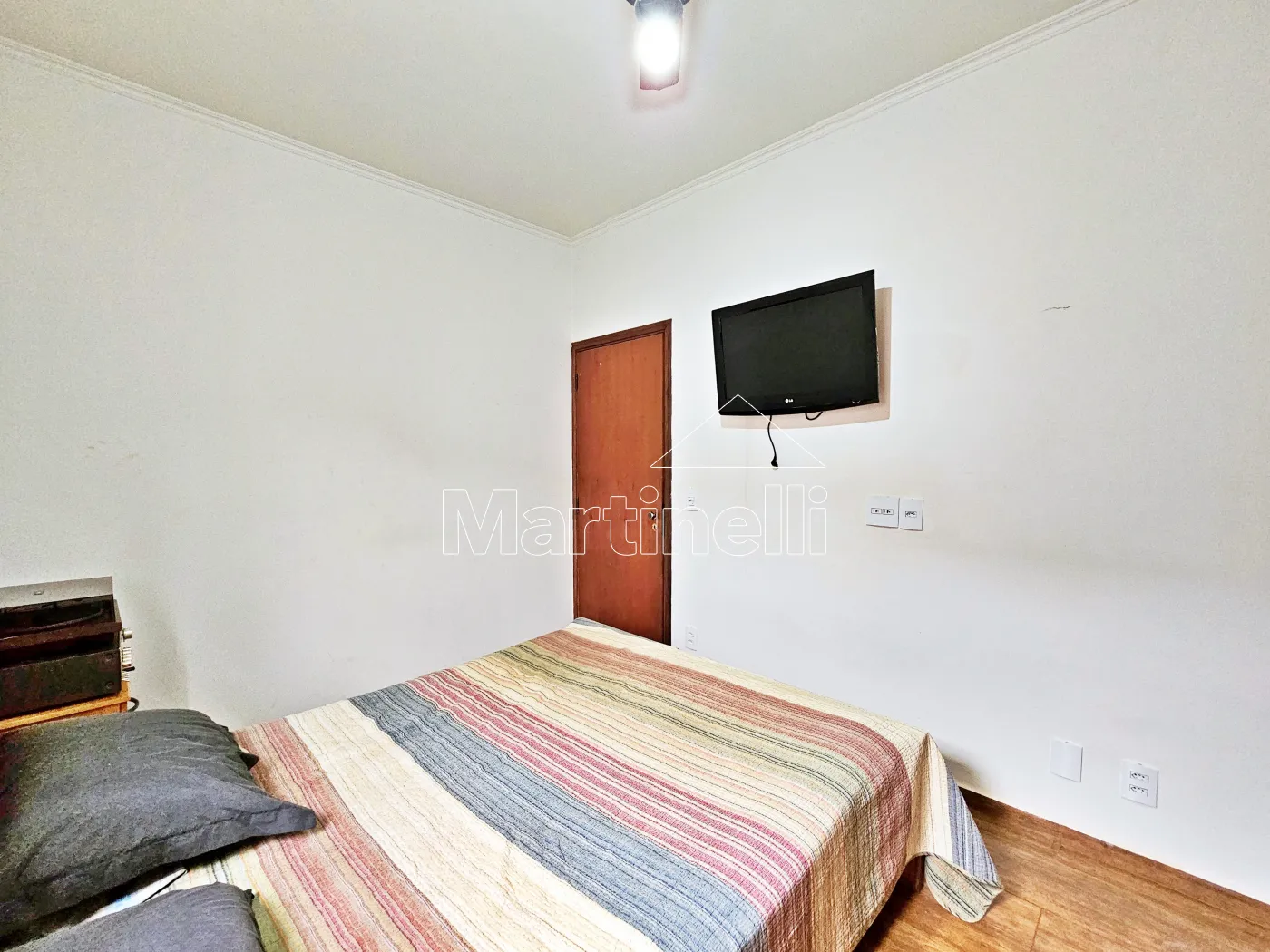 Alugar Apartamento / Padr&atilde;o em Ribeir&atilde;o Preto R$ 2.300,00 - Foto 12