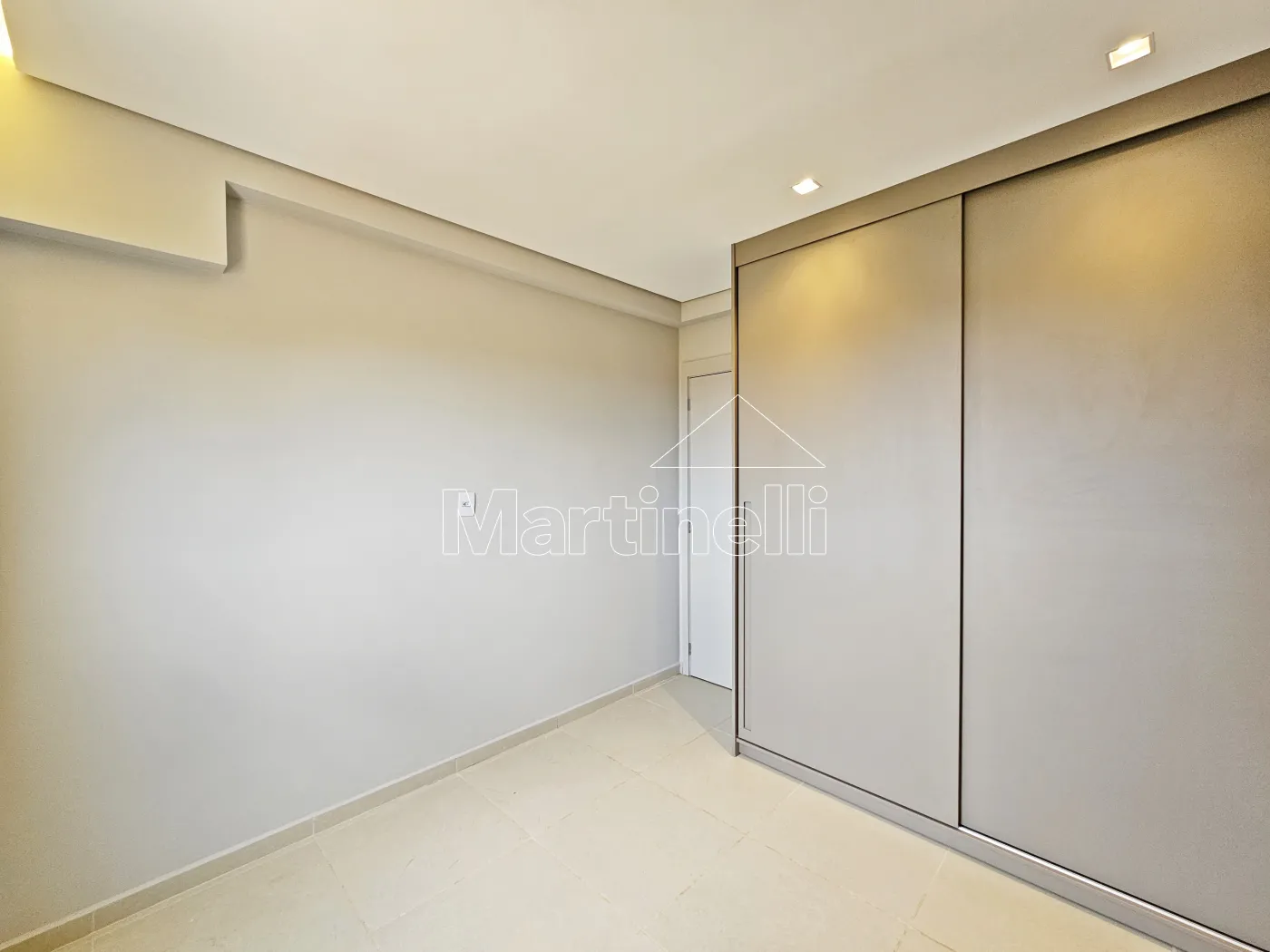 Alugar Apartamento / Padr&atilde;o em Ribeir&atilde;o Preto R$ 2.800,00 - Foto 14