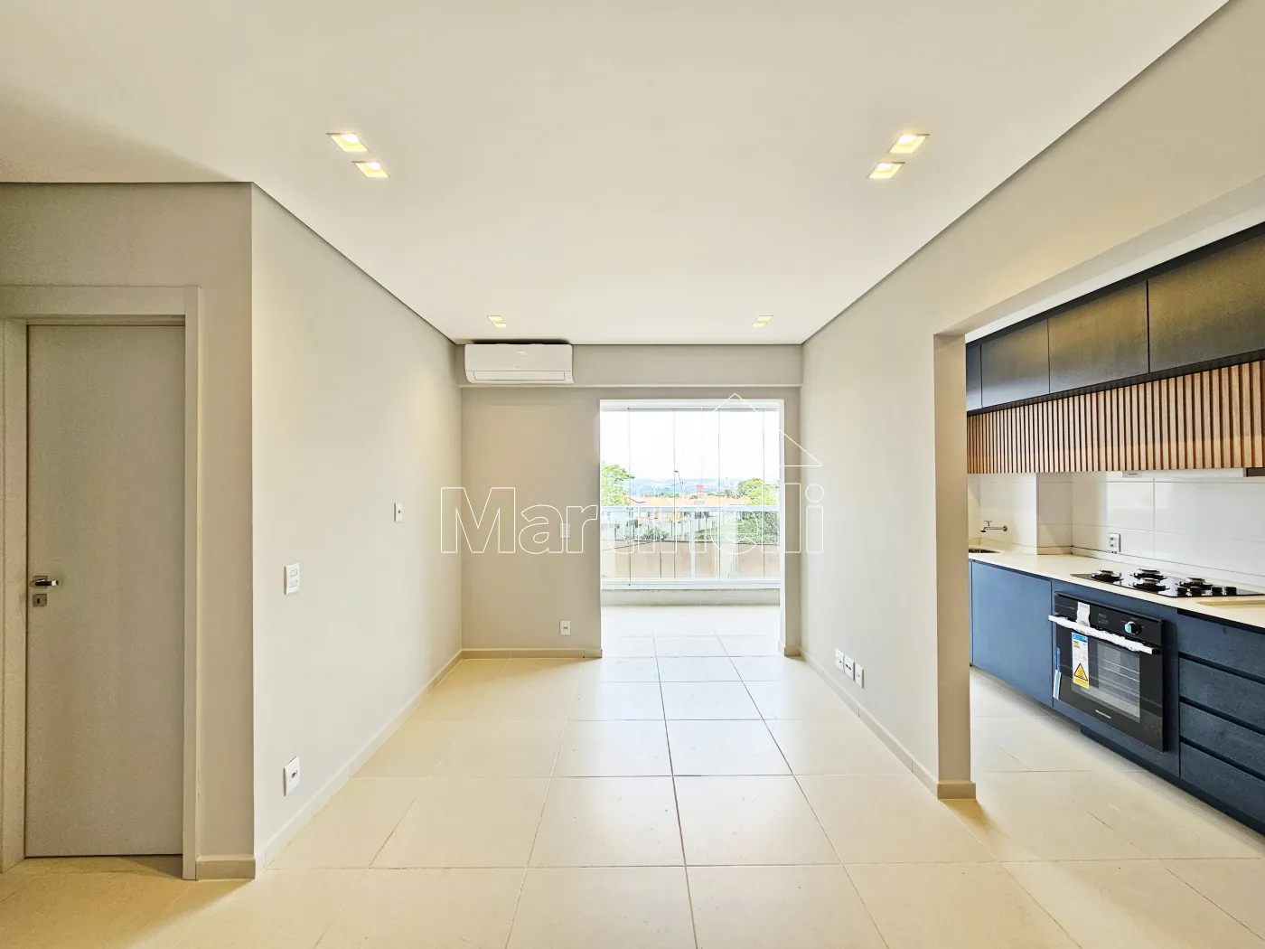 Alugar Apartamento / Padr&atilde;o em Ribeir&atilde;o Preto R$ 2.800,00 - Foto 2