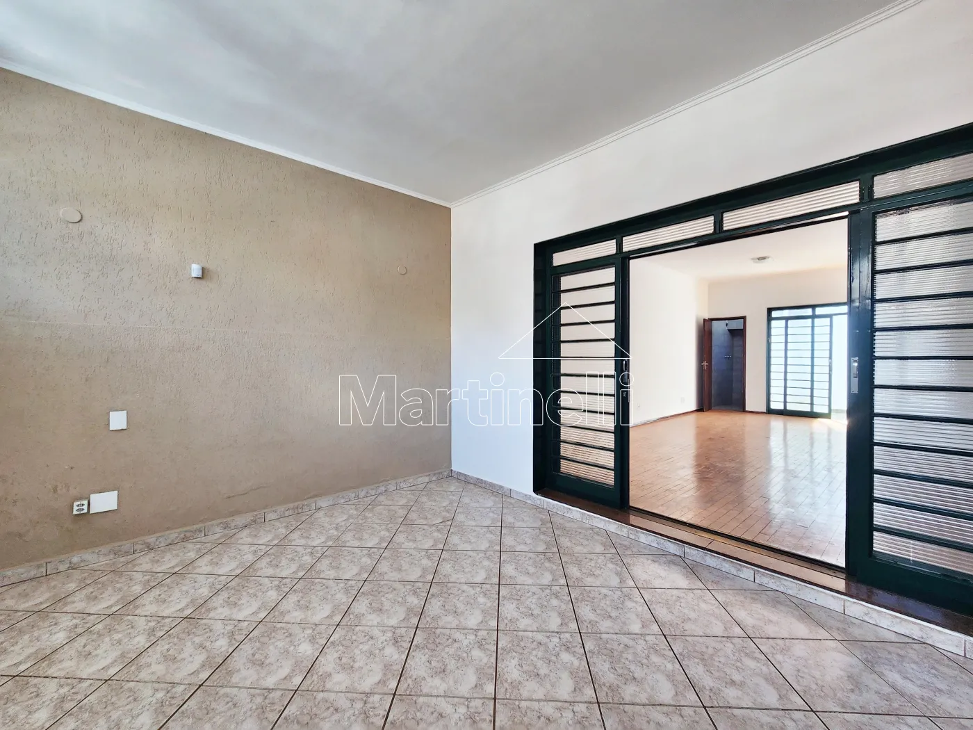 Alugar Casa / T&eacute;rrea Padr&atilde;o em Ribeir&atilde;o Preto R$ 3.500,00 - Foto 1