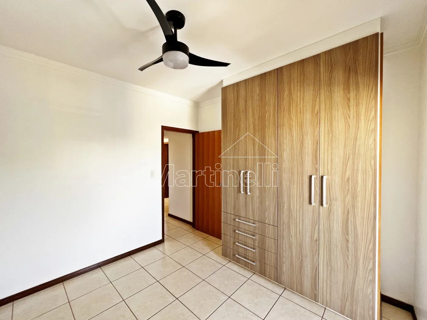Alugar Apartamento / Padr&atilde;o em Ribeir&atilde;o Preto R$ 2.800,00 - Foto 12
