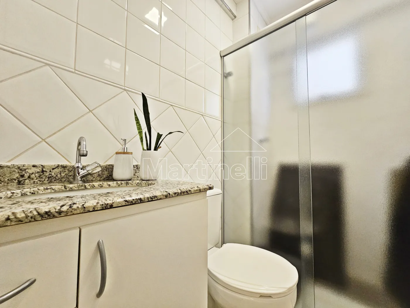 Comprar Apartamento / Padr&atilde;o em Ribeir&atilde;o Preto R$ 330.000,00 - Foto 13