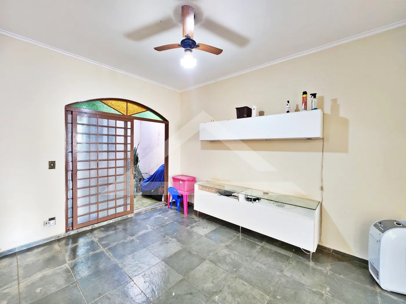 Comprar Casa / Sobrado Padr&atilde;o em Ribeir&atilde;o Preto R$ 390.000,00 - Foto 3