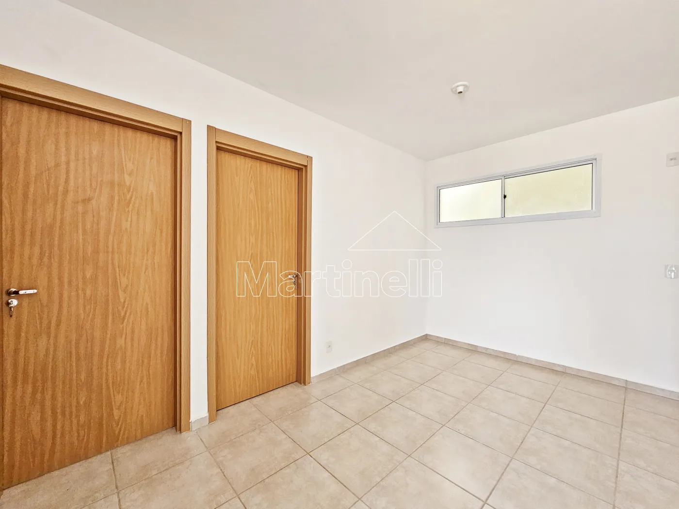 Alugar Apartamento / Padr&atilde;o em Ribeir&atilde;o Preto R$ 700,00 - Foto 4